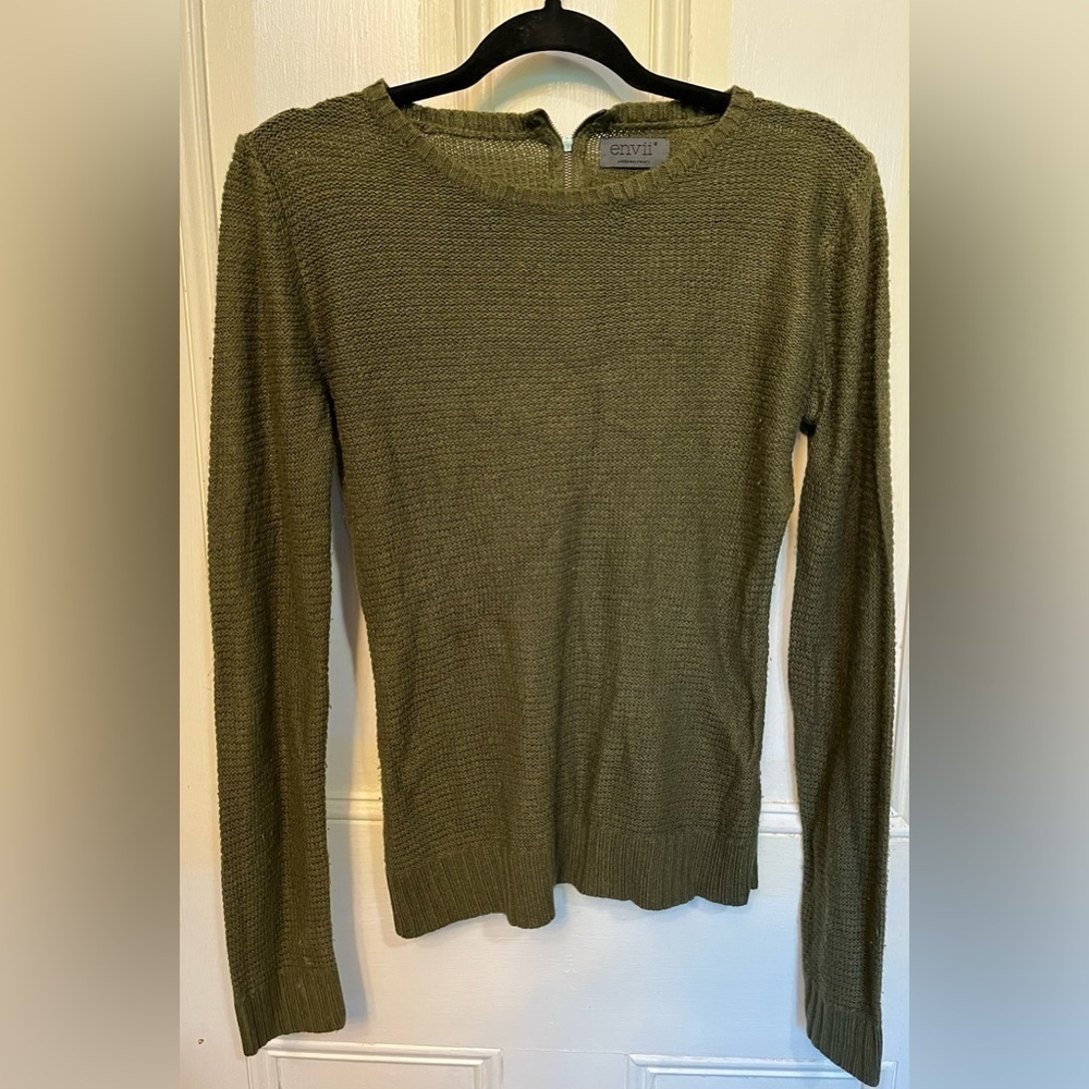 Envii Long Sleeve Scoop Neck Sweater Small